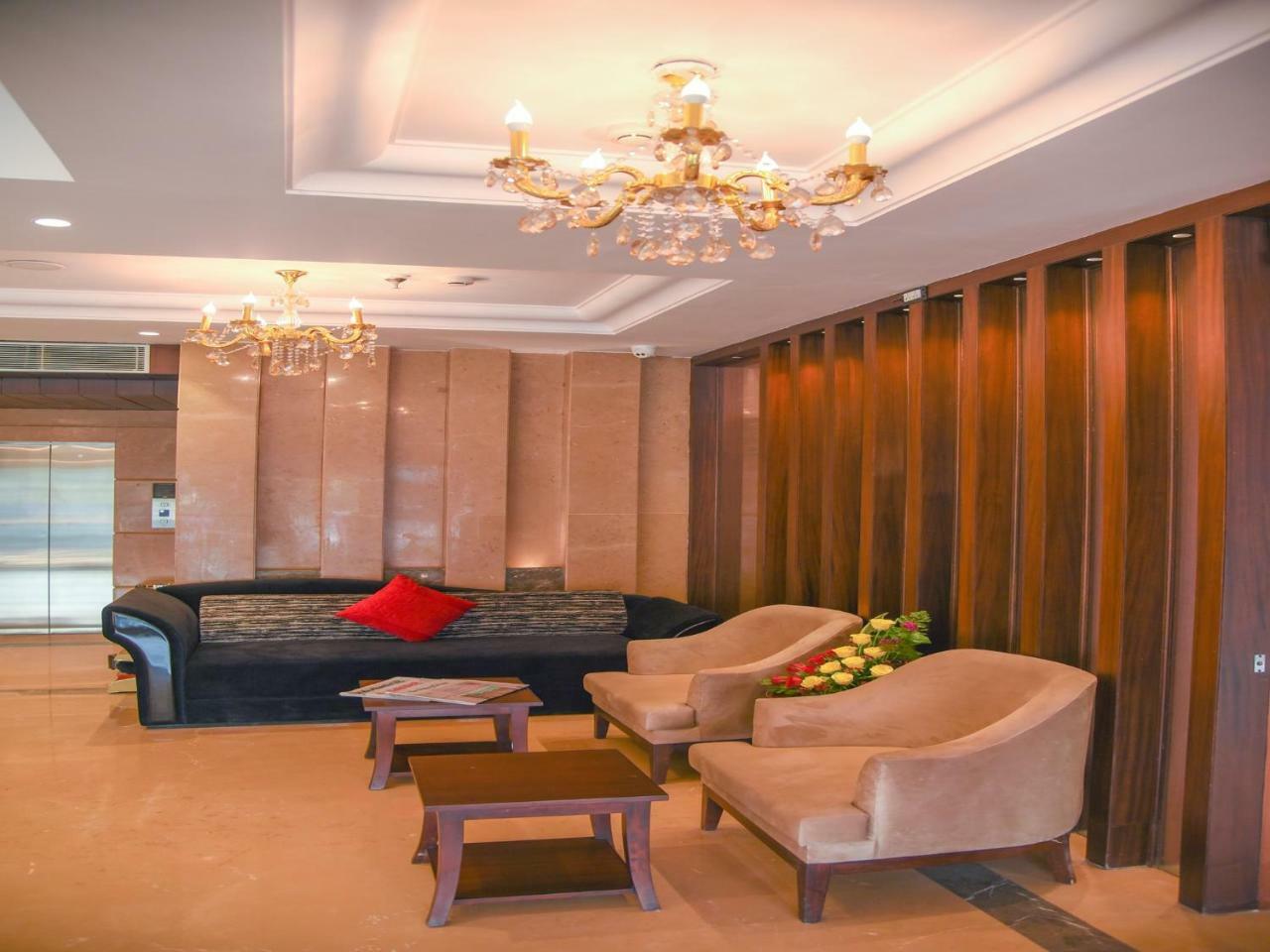 Bharawan Clarks Inn Express Amritsar Exterior photo